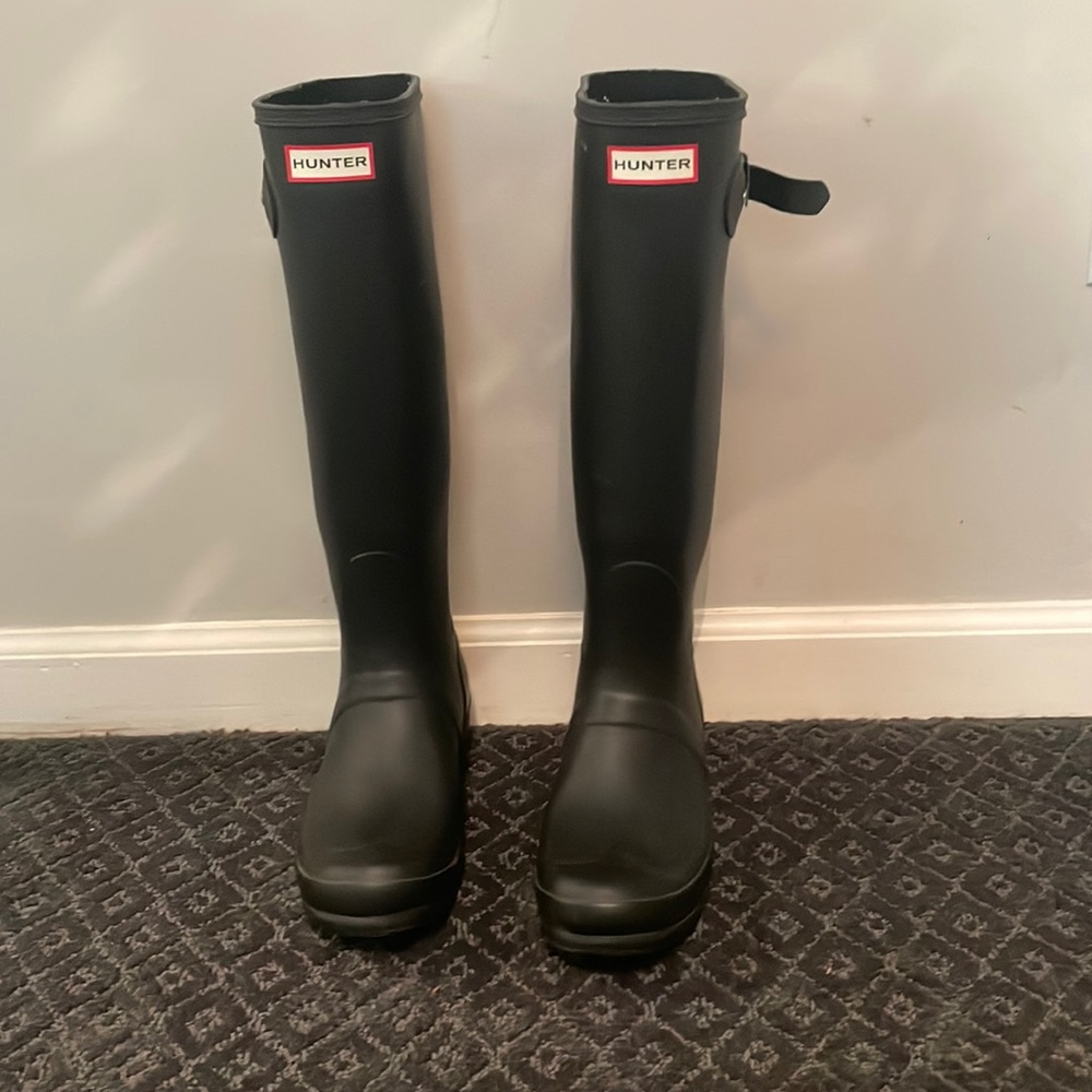 Original Black Hunter Tall Rain Boots size 8 Like New